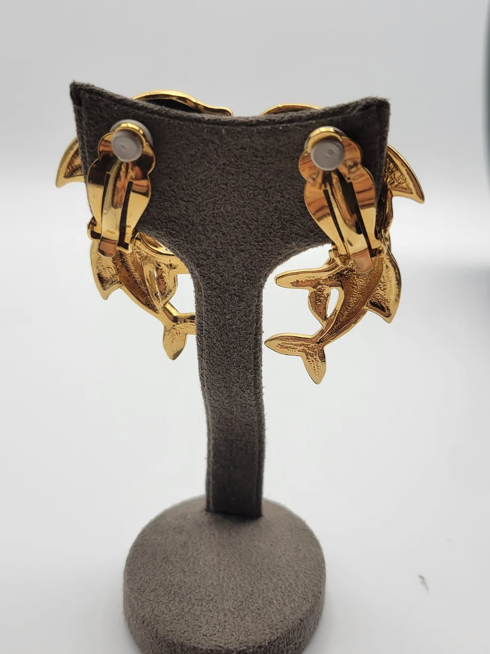 Source Unknown elegant gold
